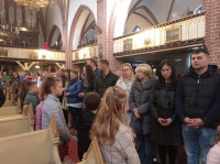 08.10.2023 r. Poświęcenie różańców dzieciom komunijnym przygotowującym się do I Komunii Św.