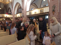 08.10.2023 r. Poświęcenie różańców dzieciom komunijnym przygotowującym się do I Komunii Św.