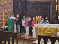 06.10.2024 r. Poświęcenie różańców dla dzieci przygotowujących się do I Komunii św.