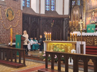 17.11.2024 r.  Msza inicjacyjna z poświęceniem książeczek